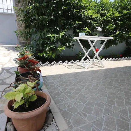 Garden 3*
